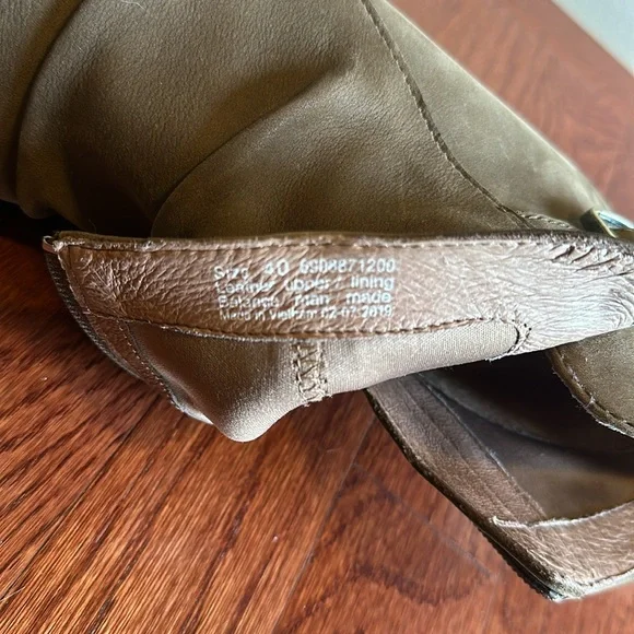 Dansko Burnished Nubuck Lia Wedge Bootie Size 40 (9.5) - Picture 12 of 14